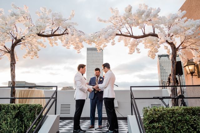 Featured photo from Breathtaking Rooftop Wedding at The Windsor Court in New Orleans, Louisiana