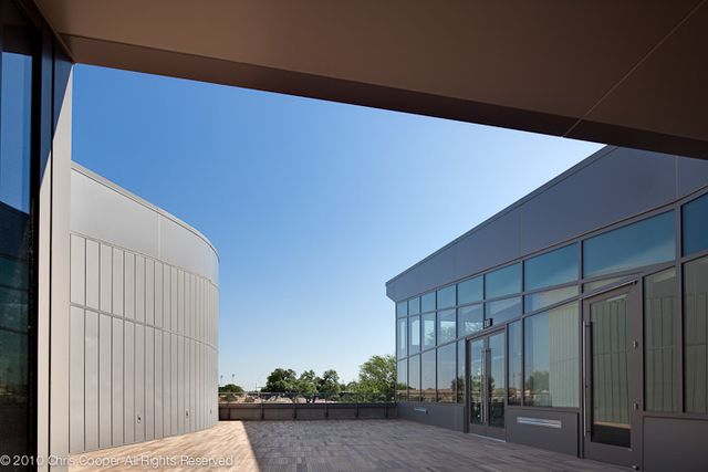 Featured photo from Oak Terrace