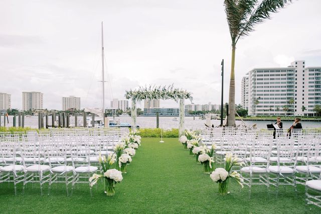 Featured photo from Harborside Lawn