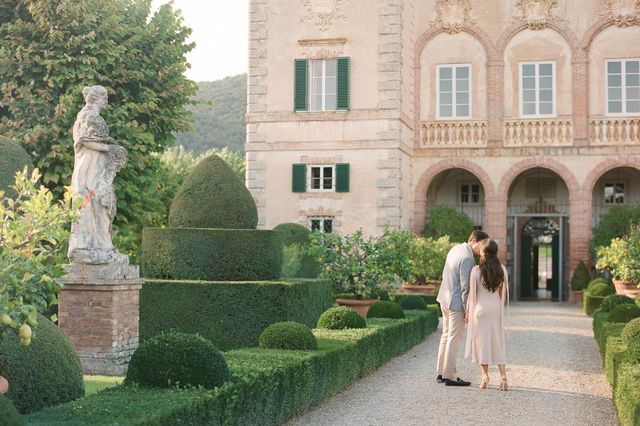 Featured photo from Sophisticated White Wedding in the Tuscan Countryside at Villa Cetinale