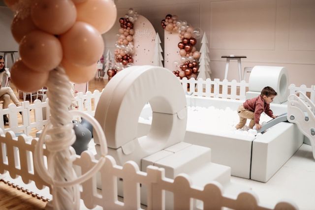 Featured photo from Winter ONEderland 1st Birthday