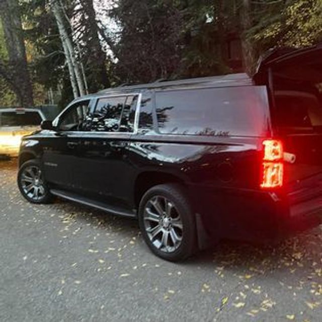 Featured photo from Town 2 Mountain luxury transportation