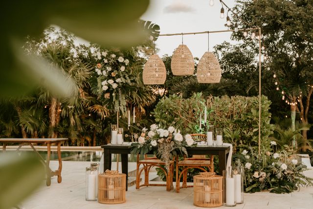 Featured photo from LAGOON POOL