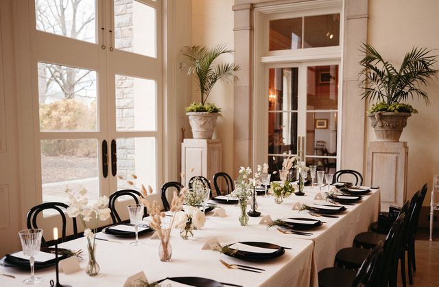 Featured photo from Modern and Romantic Wedding at Cheekwood Botanical Garden & Museum of Art