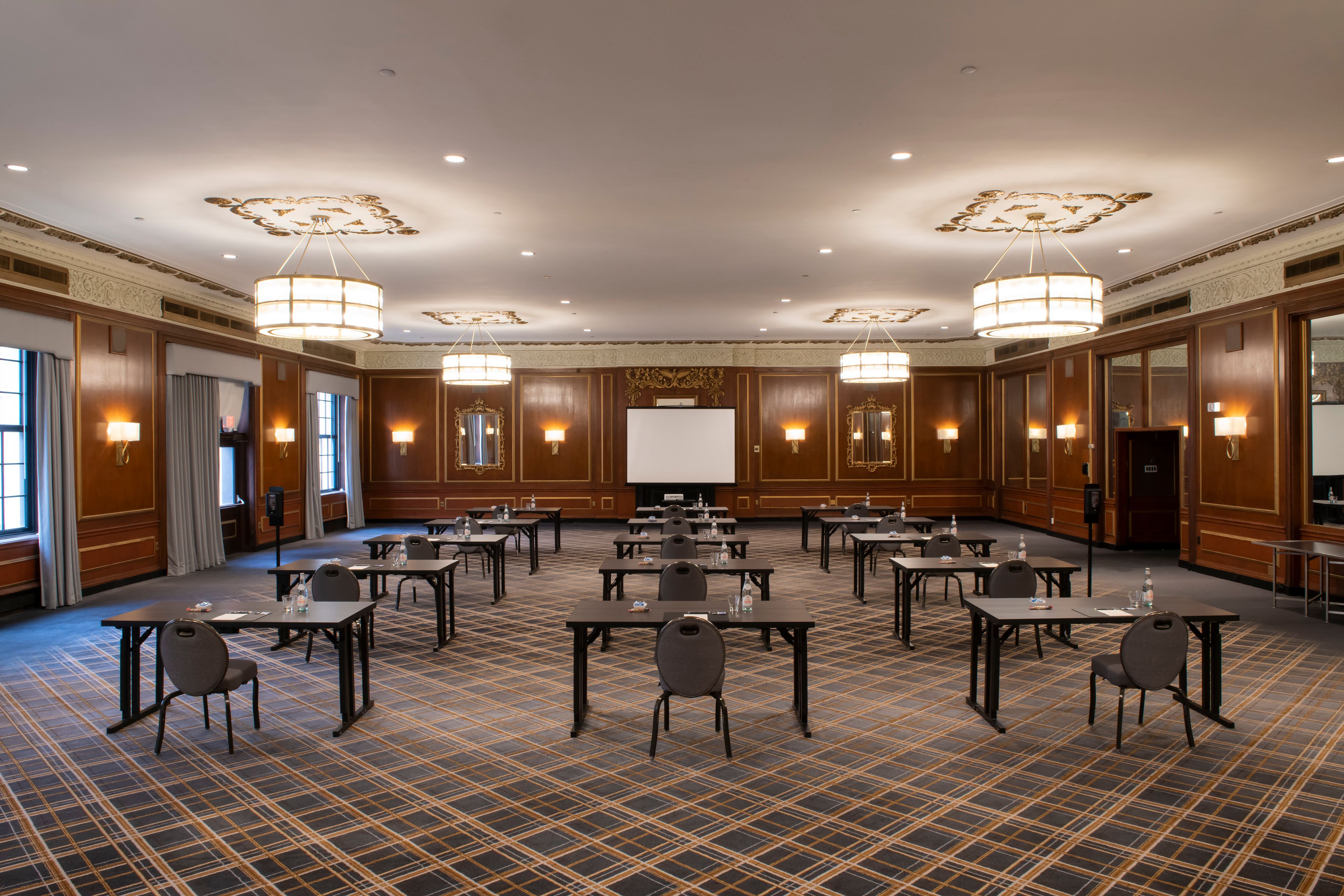 Georgian Room, an event space at Hilton Boston Park Plaza