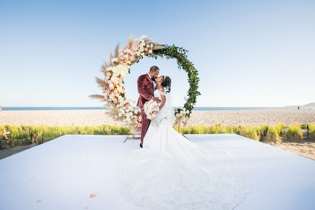 Featured photo from Coastal Wedding at Viceroy Los Cabos in San Josè del Cabo, Mexico