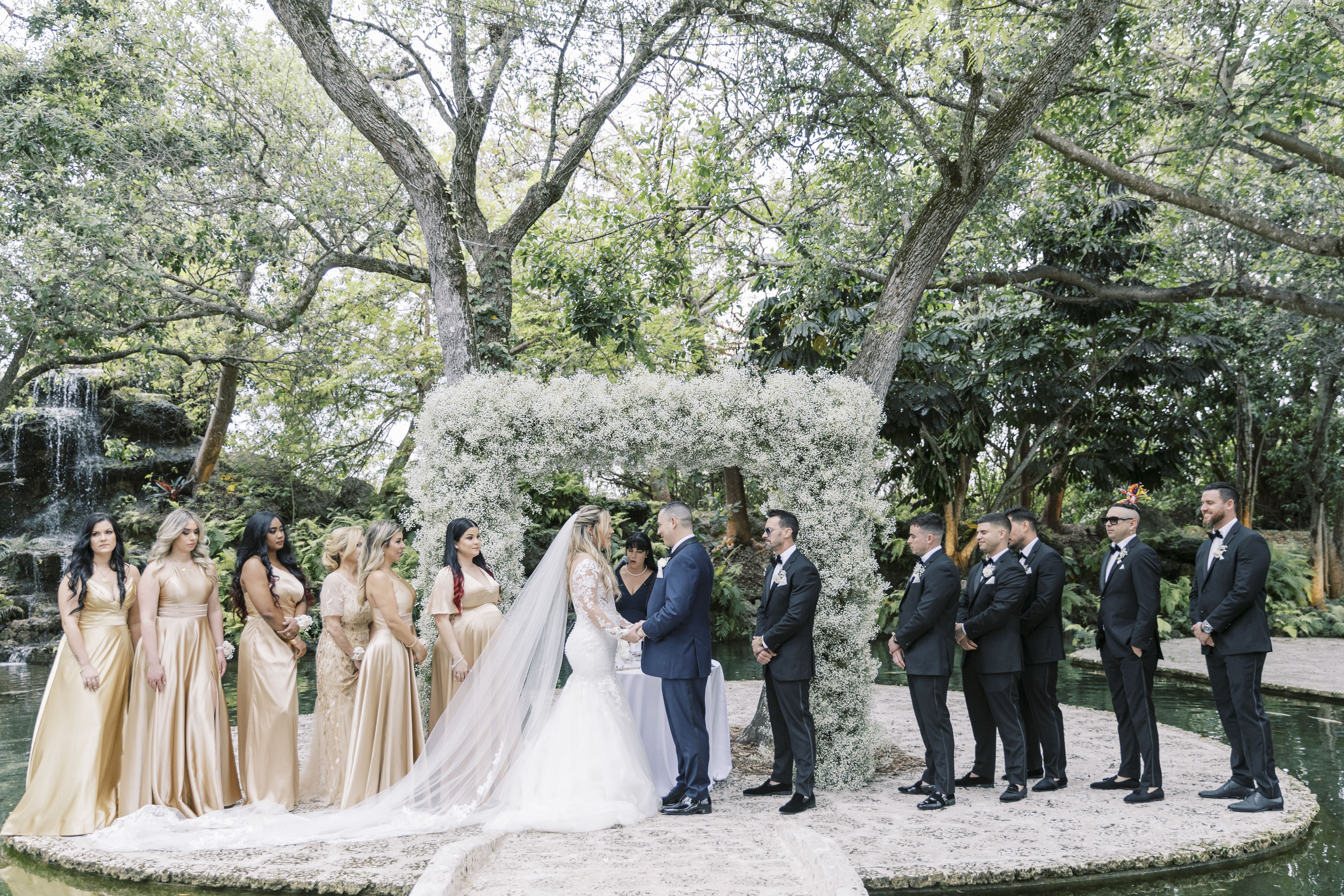 Elizabeth & Julian wedding | Camila's Events & Design | PartySlate Elizabeth & Julian wedding | Camila's Events & Design | PartySlate
