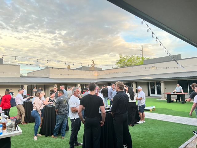 Featured photo from EC4R - OUTDOOR SPACE