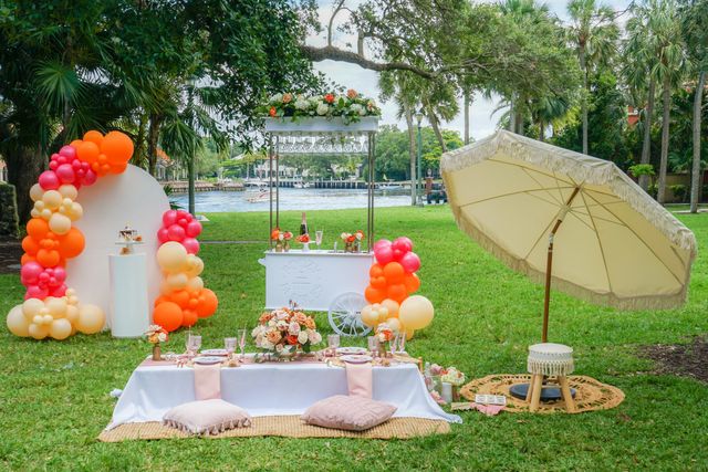 Featured photo from A Bubbly Brunch