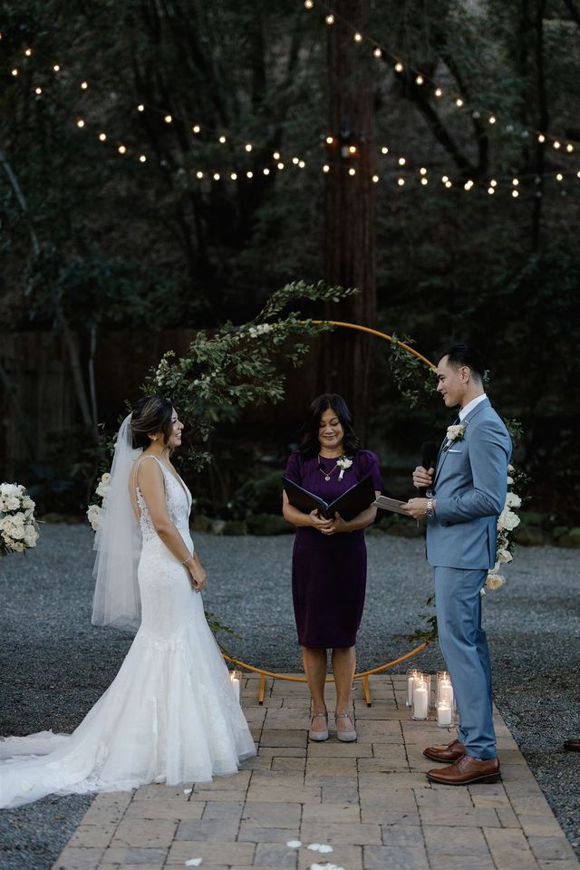 Featured photo from Romantic outdoor wedding