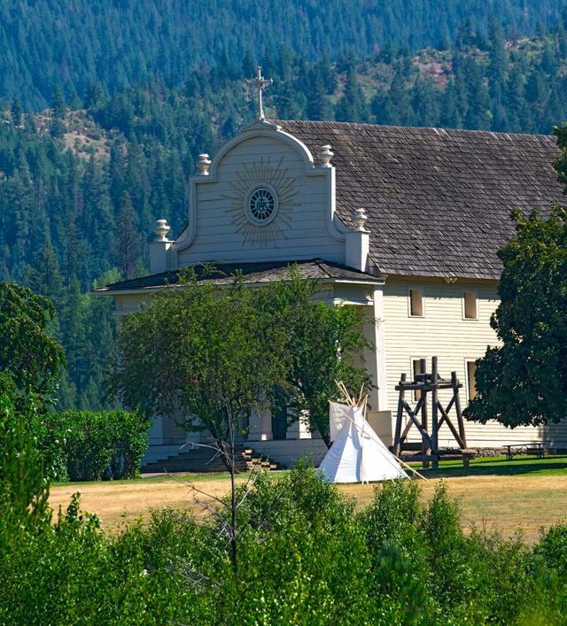 Featured photo from Mission of the Sacred Heart