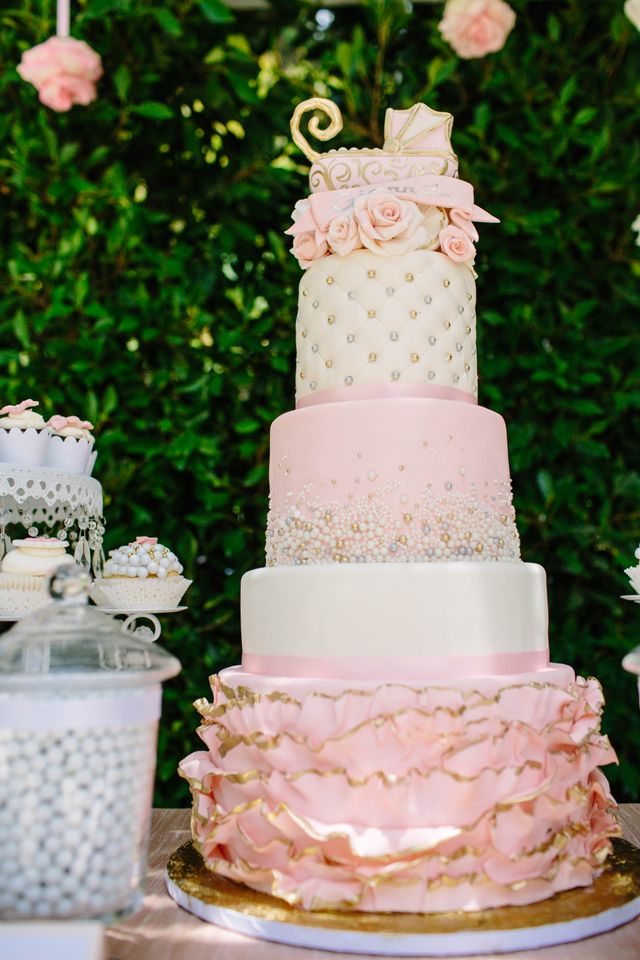 Featured photo from Bebe Shower