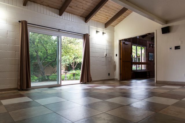 Featured photo from Grace's Room