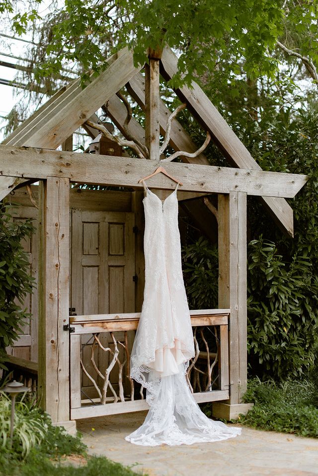 Featured photo from Weaver House Wedding