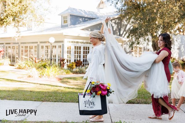 Featured photo from Simone + Jon