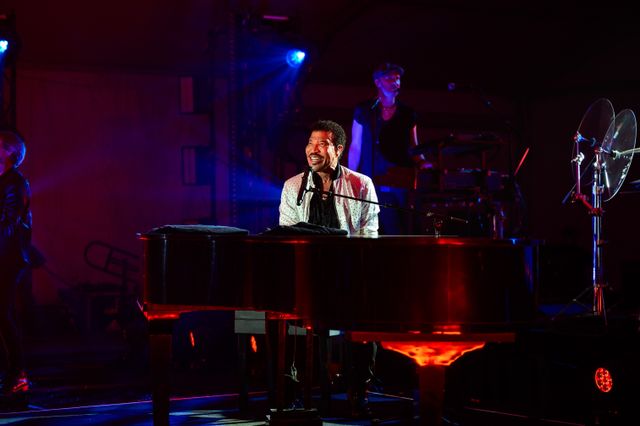 Featured photo from Lionel Richie