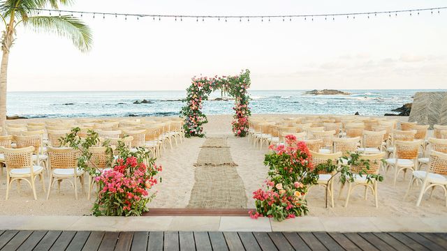 Featured photo from LA PLAYITA