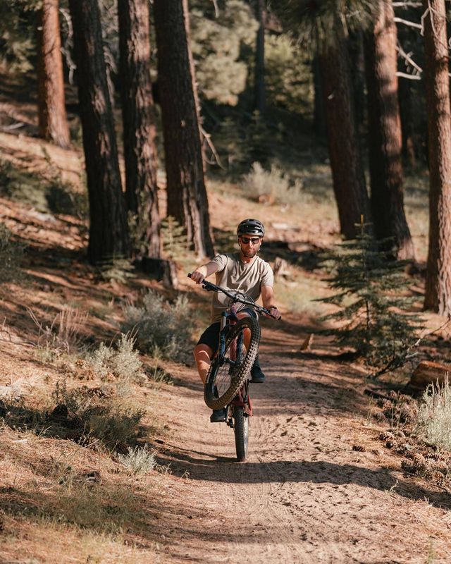 Featured photo from Pine Nut Cycle Cafe