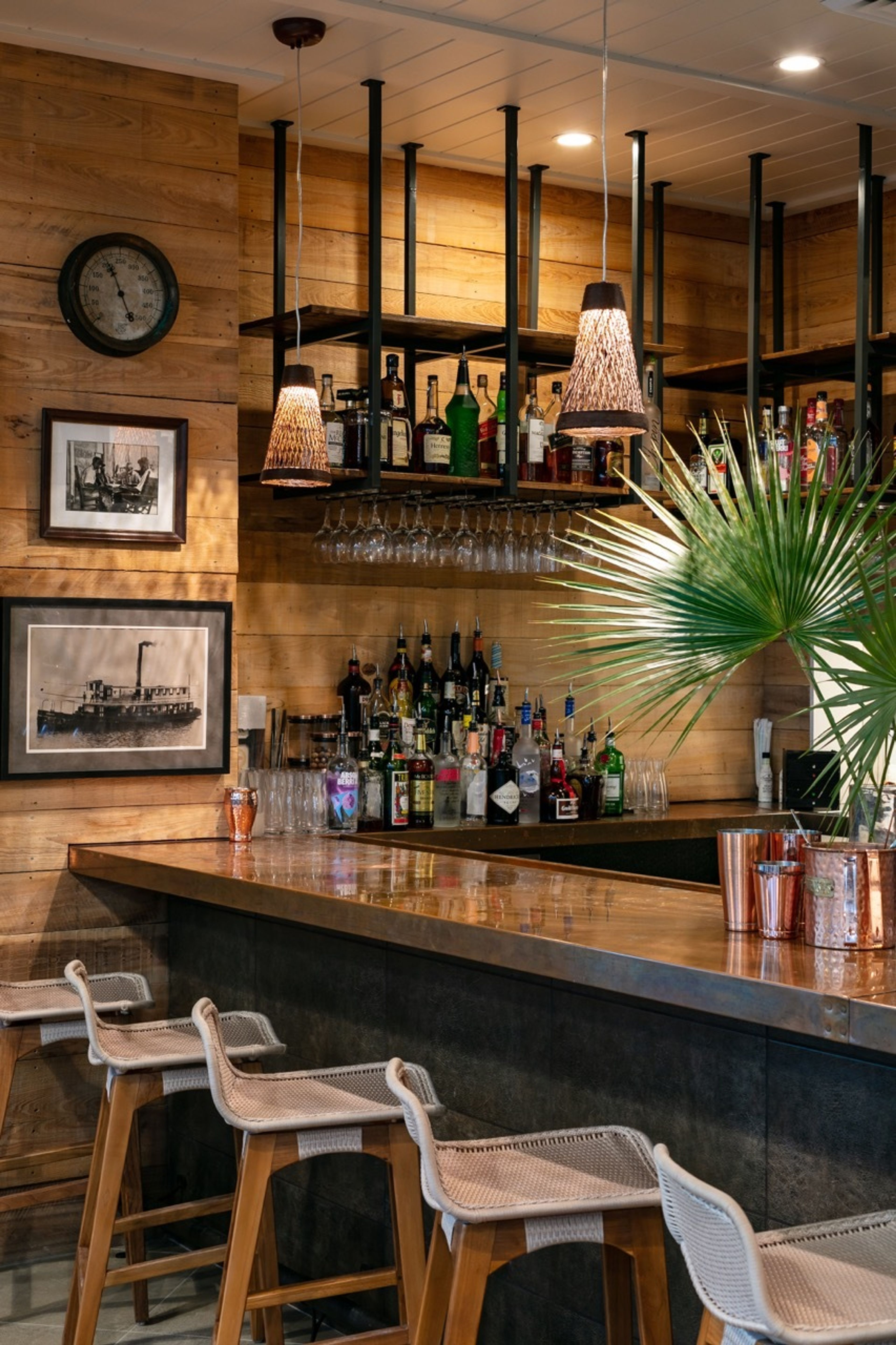 Indoor Lounge and Bar, an event space at Mar Vista Dockside Restaurant and Pub