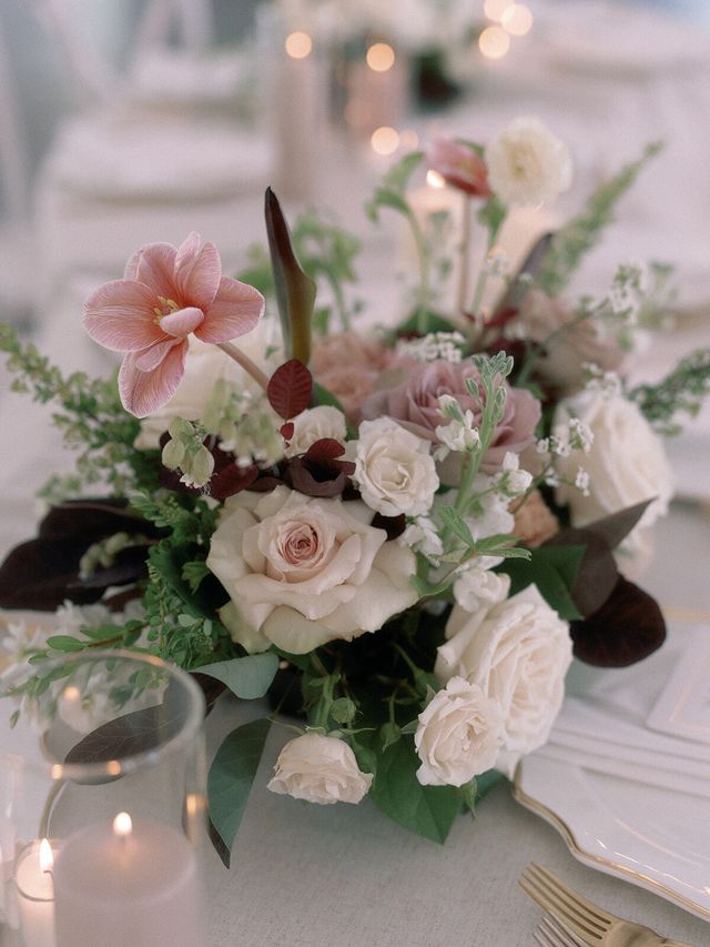 Featured photo from Elegant Colorado Mauve Wedding in Vail