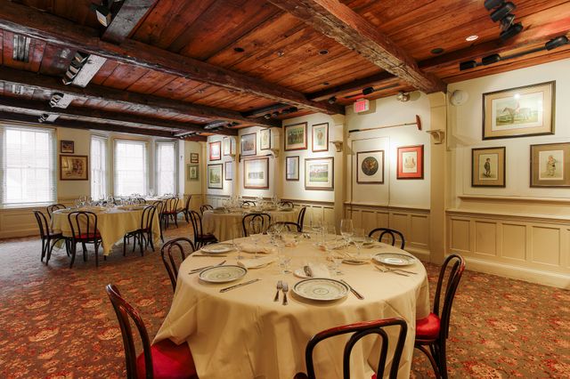 Featured photo from Middleburg