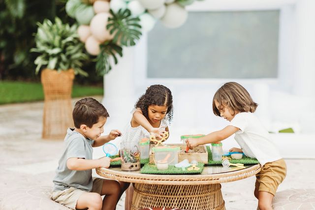 Featured photo from Creepy Crawlers