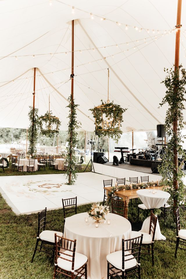 Featured photo from River Lawn