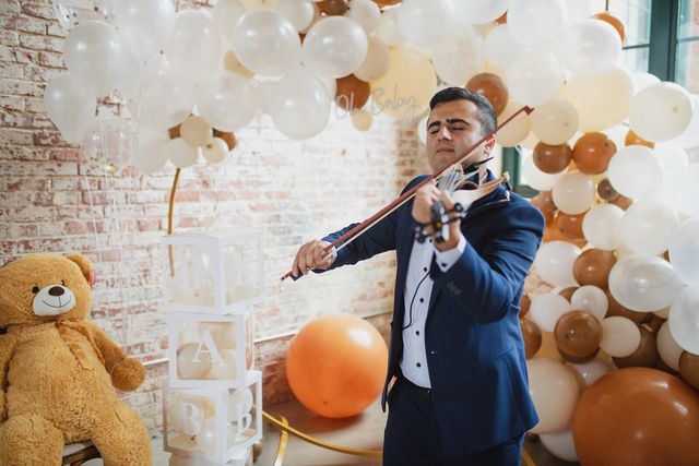 Featured photo from Violinist