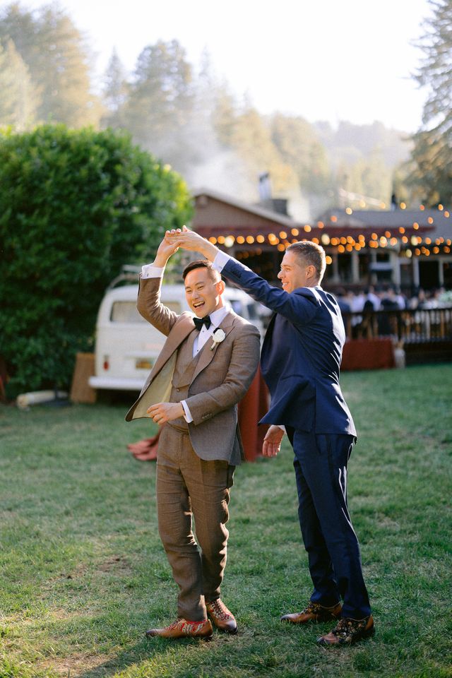 Featured photo from A Day Brimming With An Inviting, Vintage Charm For This Wedding At The Mountain Terrace