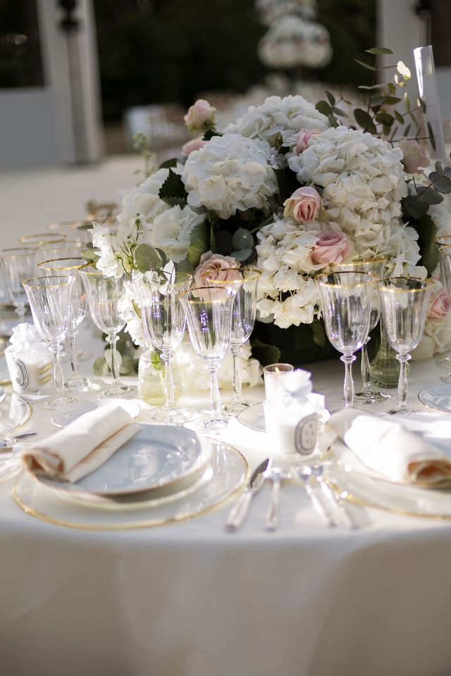 Featured photo from A&A Wedding