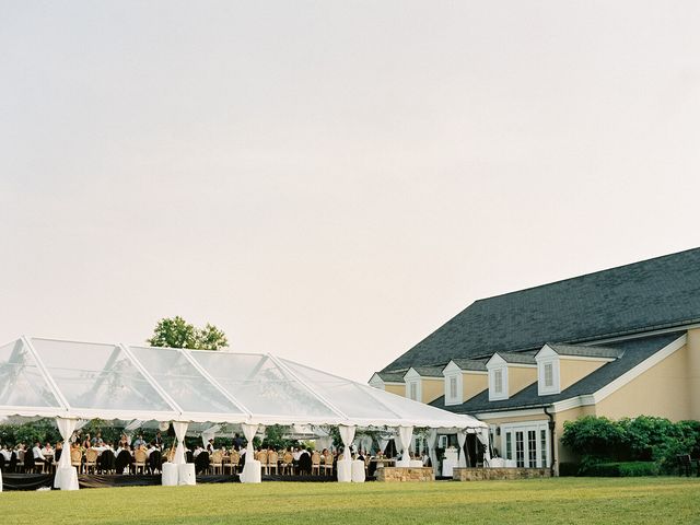 Featured photo from Middleburg Terrrace