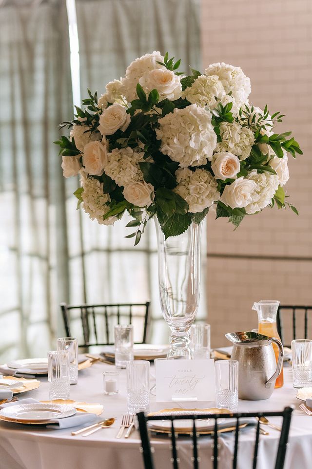 Featured photo from Audrey Chambers & Connor Bowman – 5/6/2023