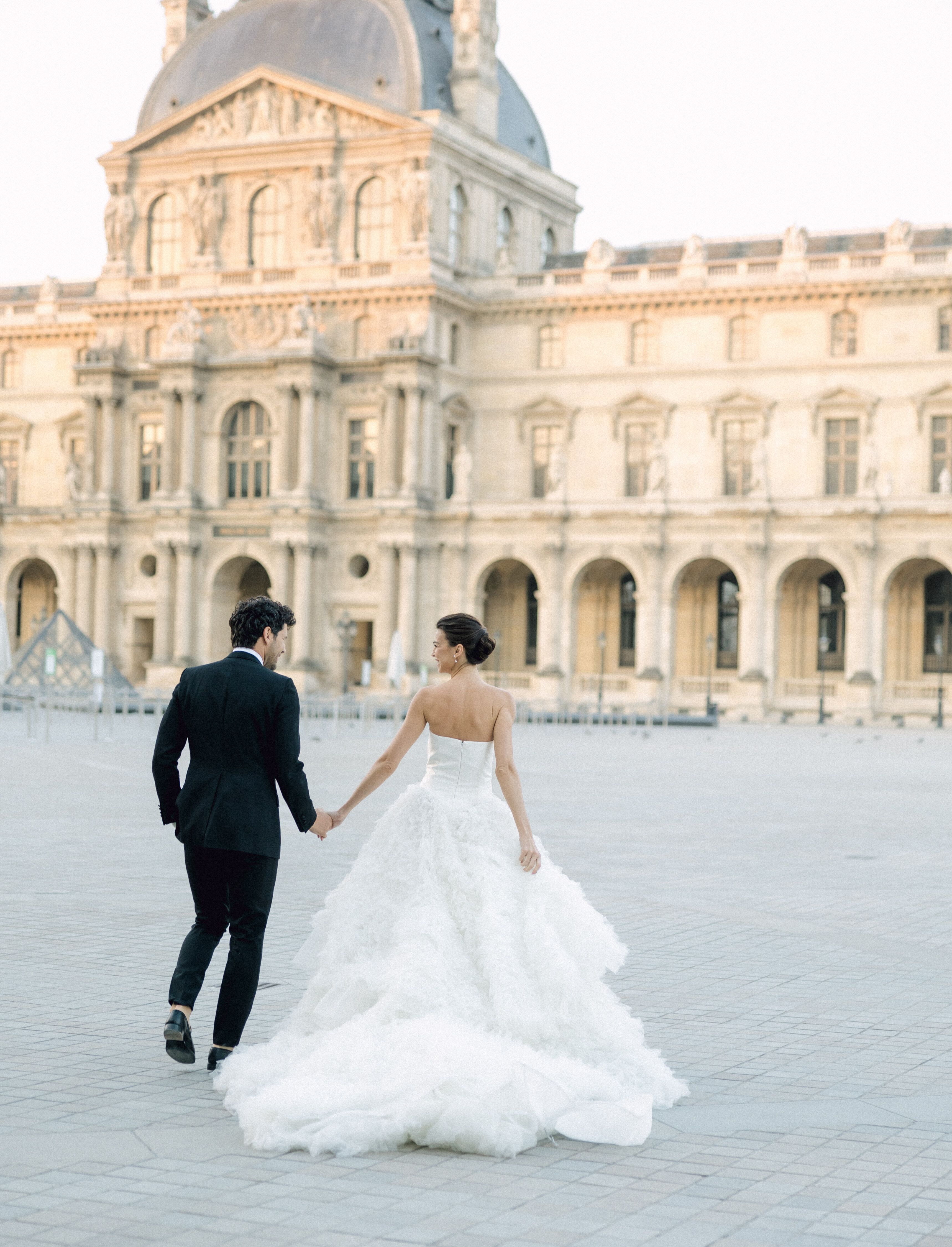 Embrace the Romance of This Whimsical and Timeless Parisian Engagement  Shoot | Matthieu Meynier | PartySlate