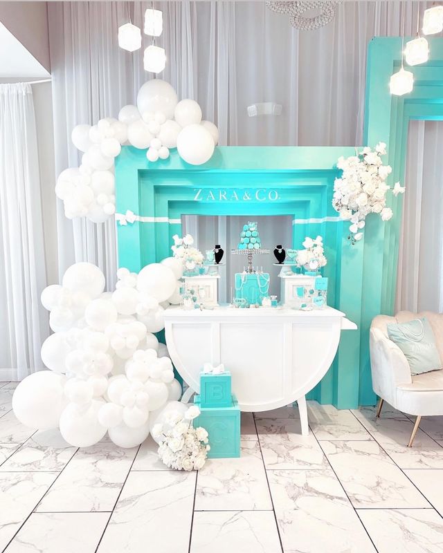 Featured photo from Zara & Co.