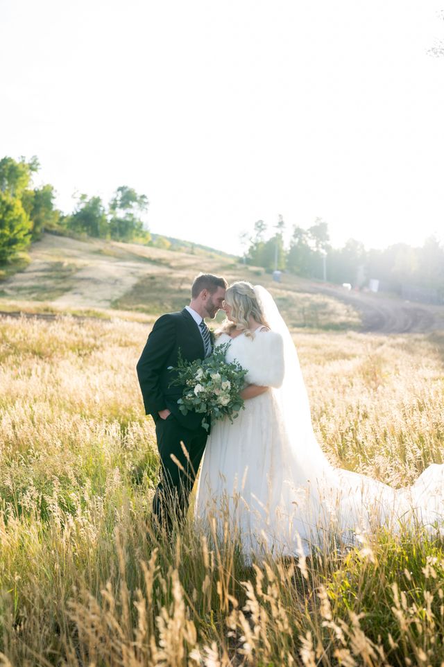 Featured photo from VIEWLINE- Annie and Chris