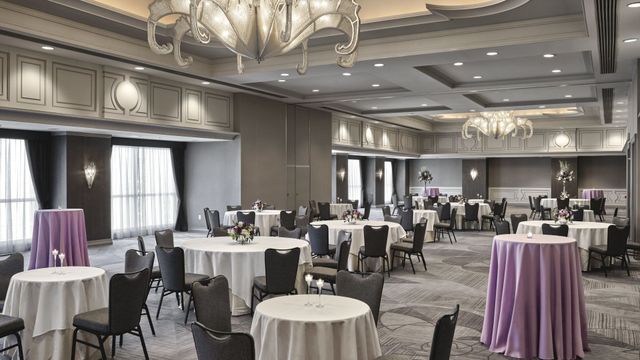 Featured photo from Louisiana Ballroom