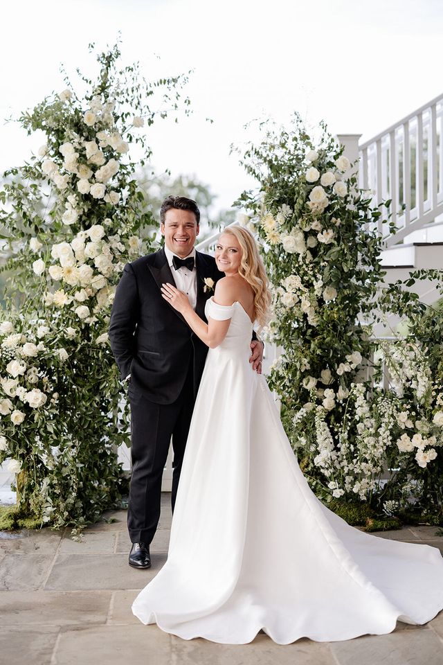 Featured photo from A Timeless and Elegant Country Club wedding is full of chic touches