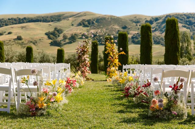 Featured photo from Colorful California Summer Wedding