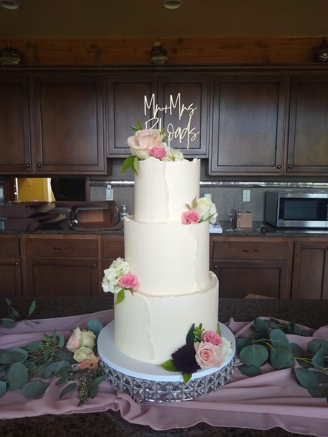 Featured photo from Mr & Mrs Rhoads