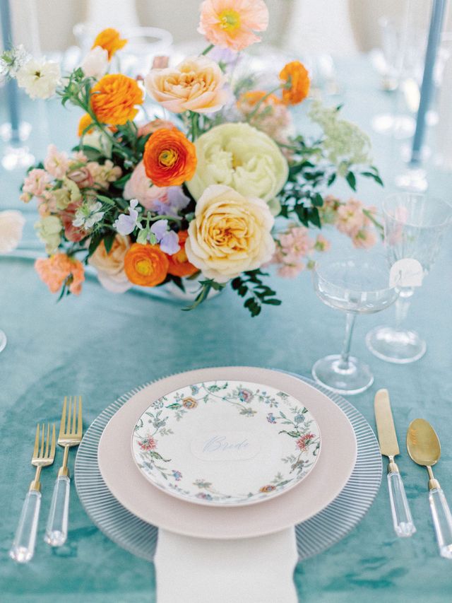 Featured photo from Colorful + Classy Micro Wedding