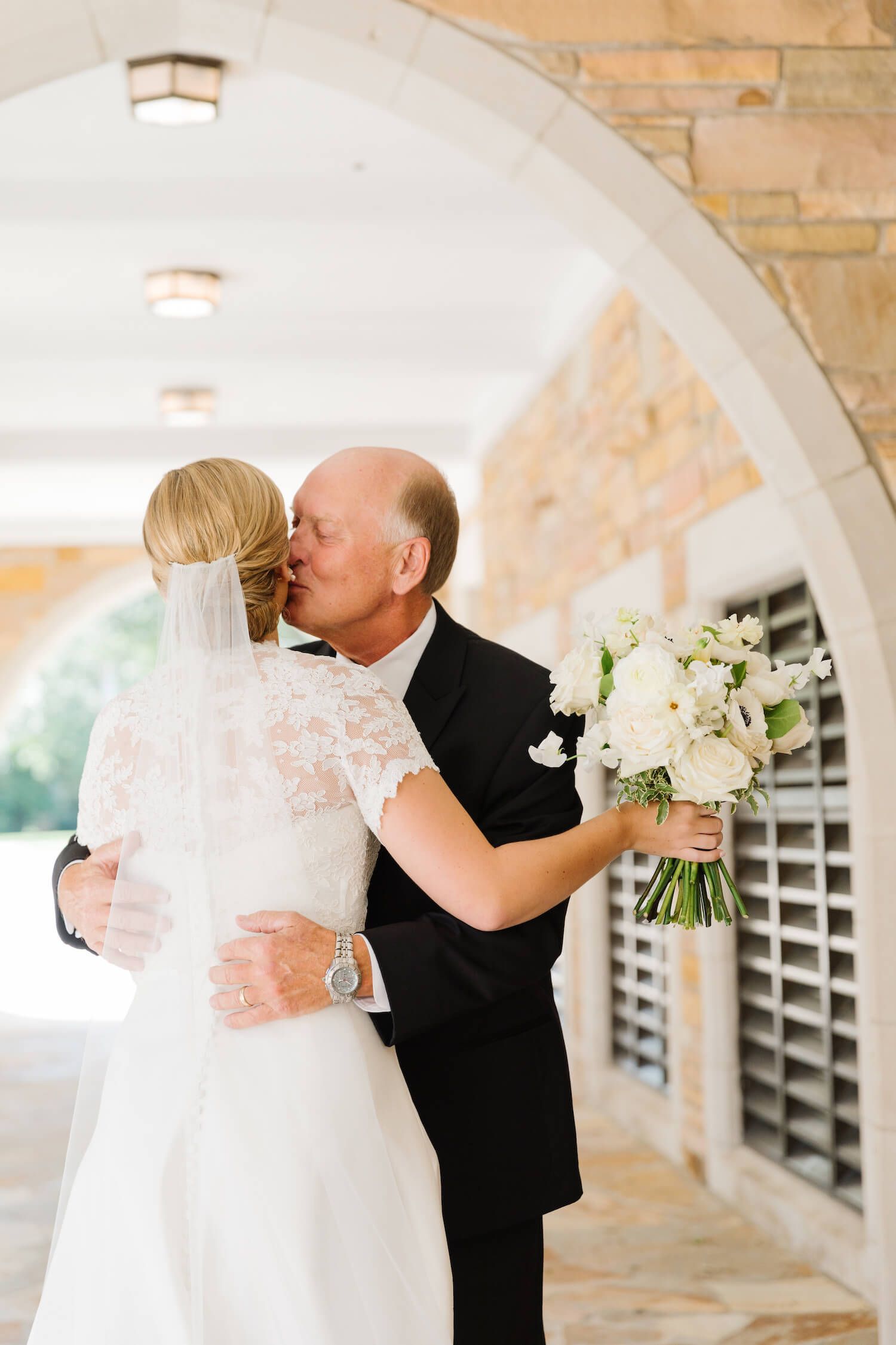 18 uniquely Southern groom's cakes - It's a Southern Thing, image size:1500x2250