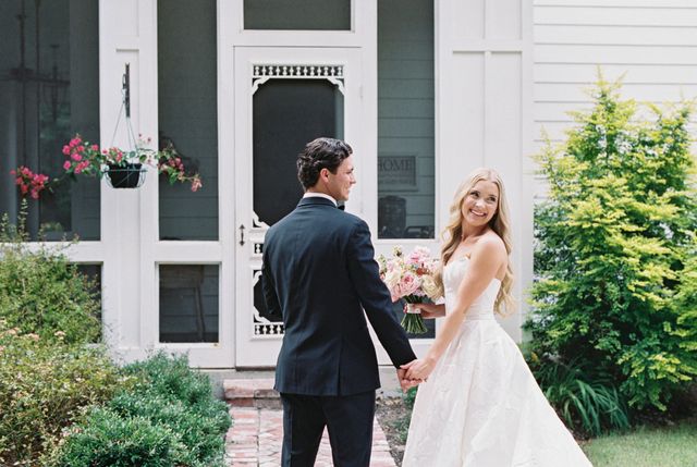 Featured photo from This Floral-adorned Wedding at The White Sparrow Was Meant To Be