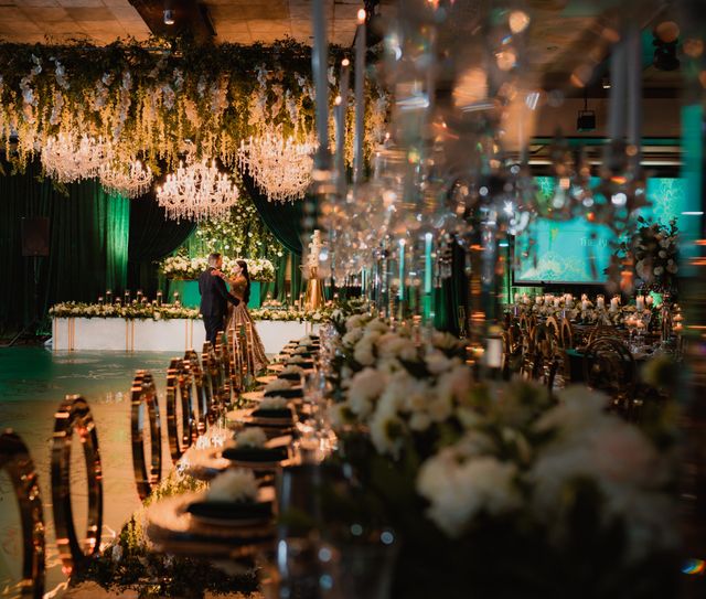 Featured photo from M&P's Glamourous Emerald Reception