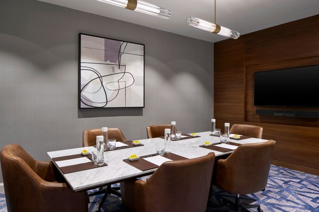 Featured photo from The Cabinet Room