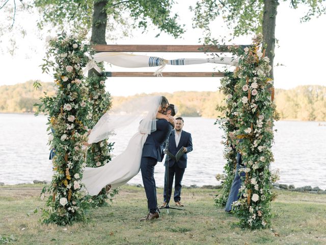 Featured photo from The Estate at Cherokee Dock