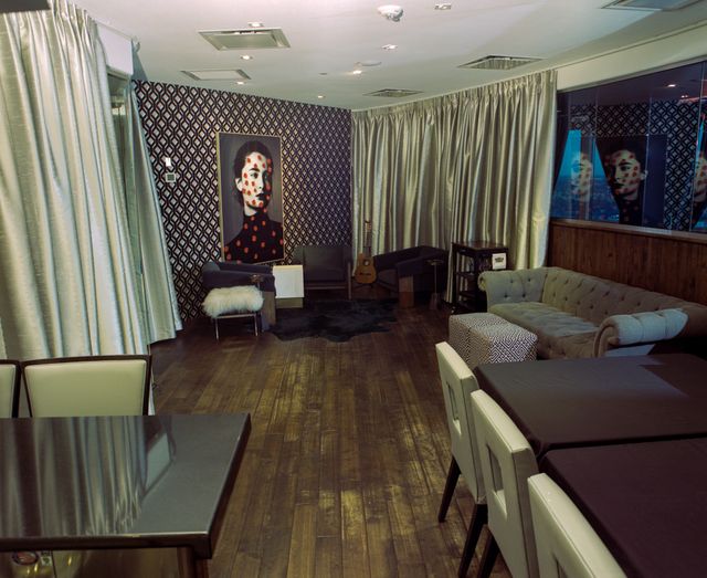 Featured photo from Scarlett Room