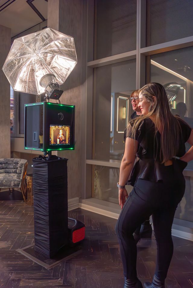 Featured photo from Le Meridien Essex Chicago + Arlo Chicago