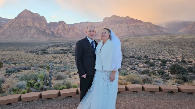 Featured photo from Elope In Vegas