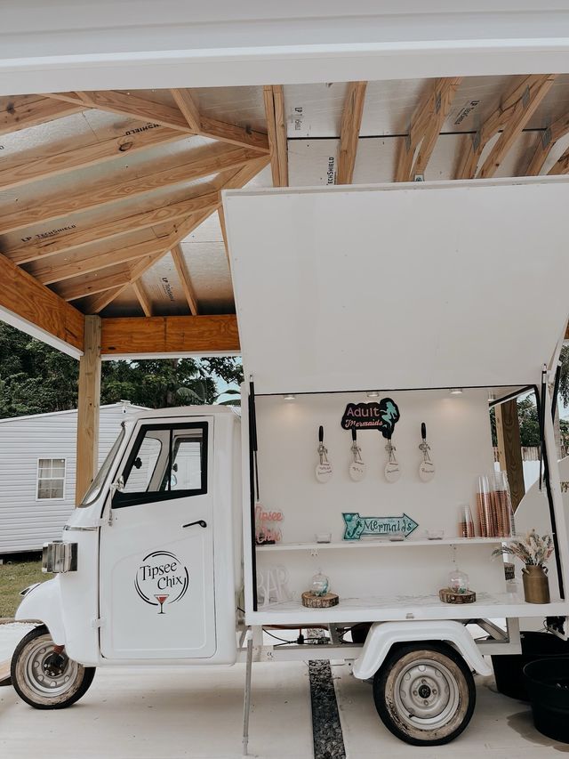 Featured photo from Mermaid