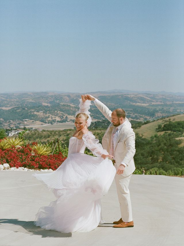 Featured photo from Take a Look at This Colorful Garden Celebration with Scenic Inland Mountain Views and Stylish Lounge Seating
